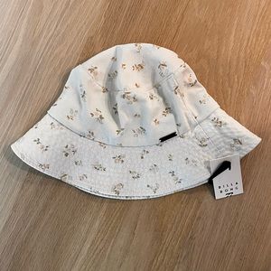 white billabong bucket hat w pink and green flowers